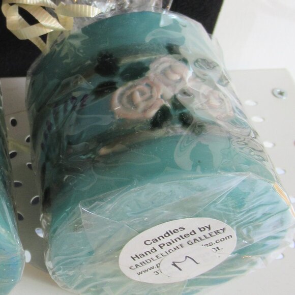 Stylized flowers, 3" Pillar Candle, Hand Painted, Nature, Codes L, M - Picture 4 of 4